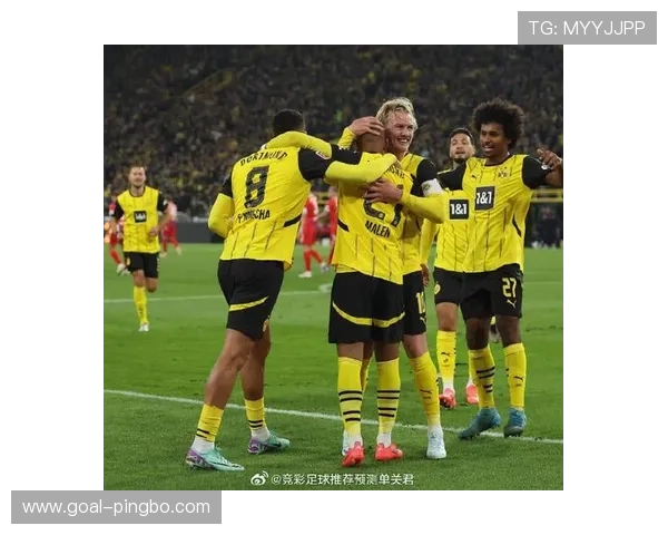 多特蒙德进攻火力表现抢眼，但稳定性问题显露，持续领先后防压力是否面临关键考验