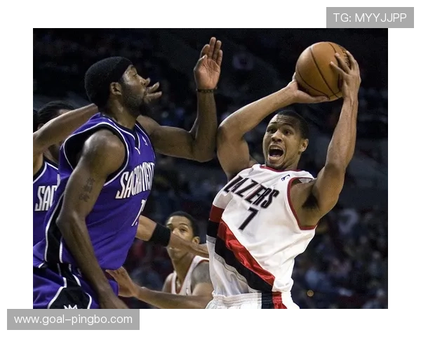 布兰登·罗伊挡拆造领先优势提升球队关键得分效率